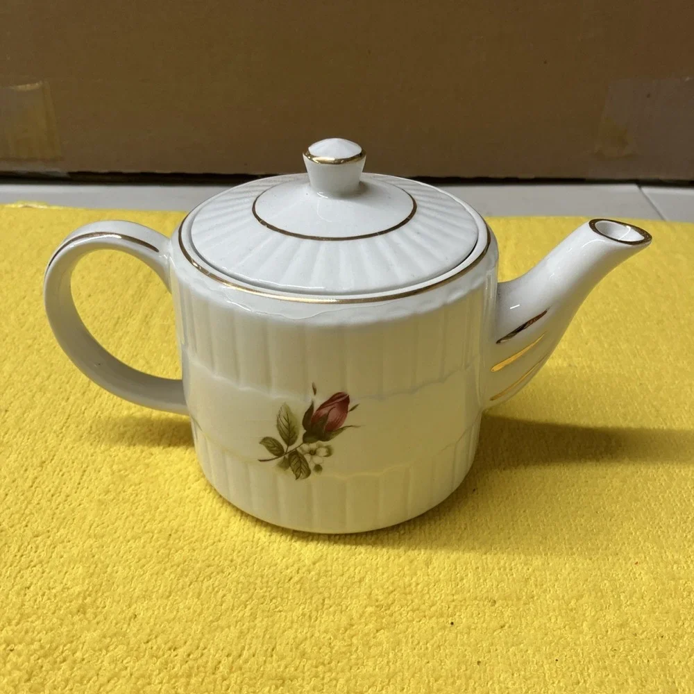 Ellgreave Teapot Wood & Sons England Spline White Ironstone Pink Roses